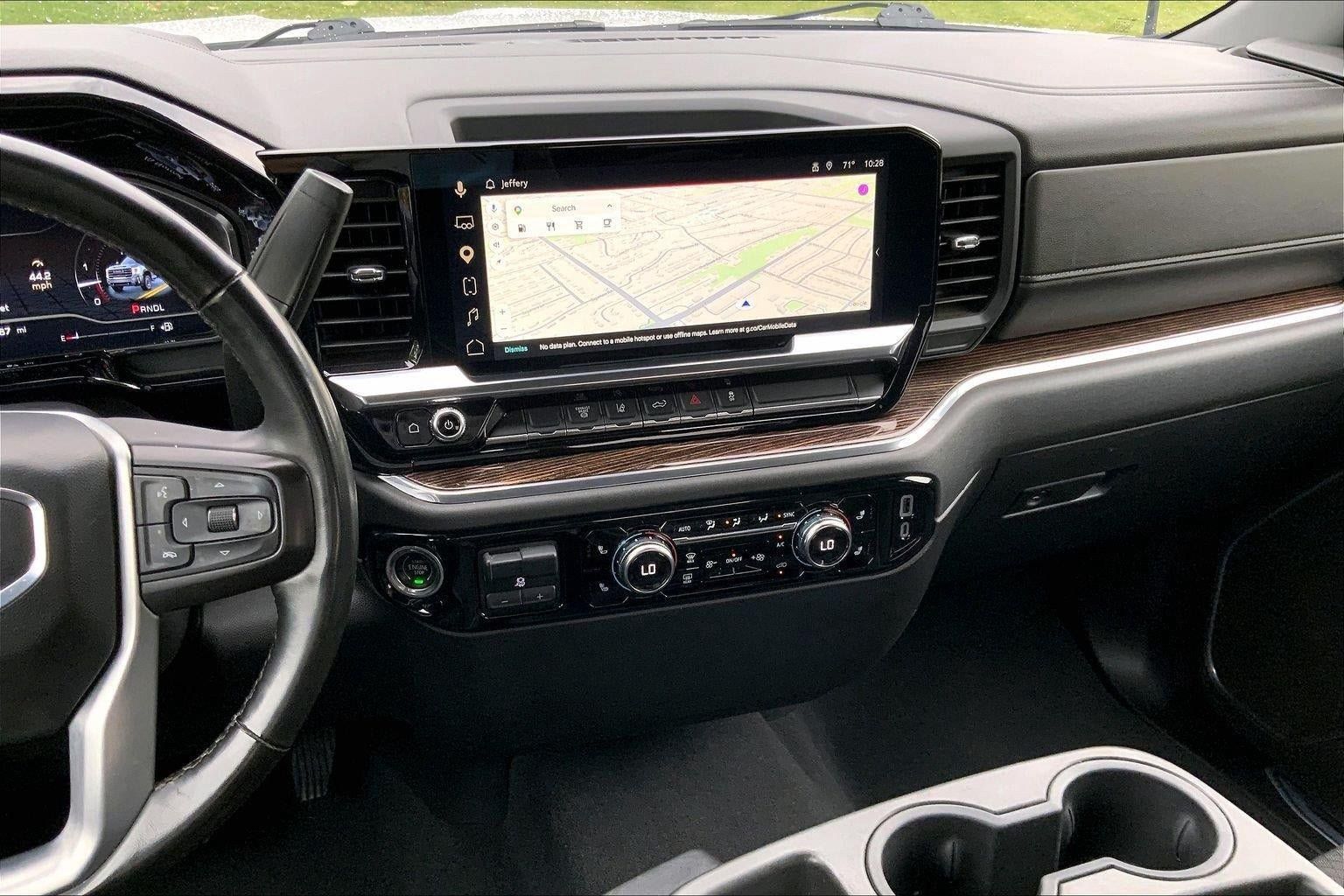 Used 2024 GMC Sierra 2500 SLE w/ SLE Value Package; AWD/4WD image 6
