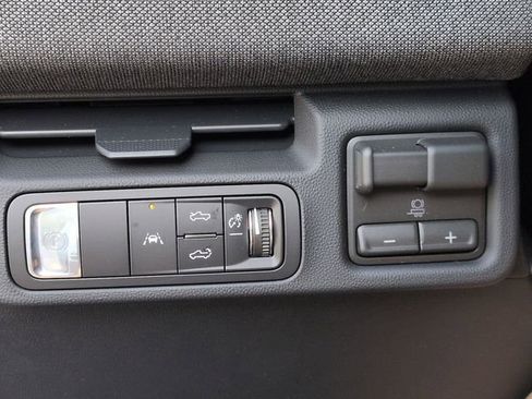 New 2026 GMC Sierra EV Elevation image 18