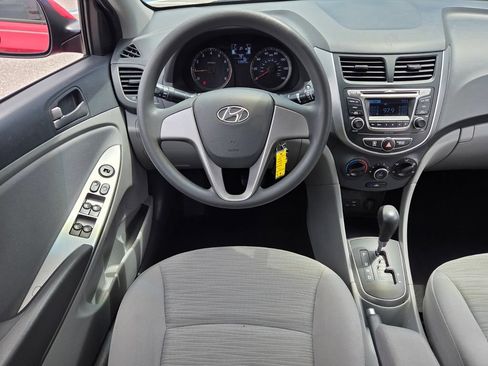 Used 2016 Hyundai Accent SE FWD image 12