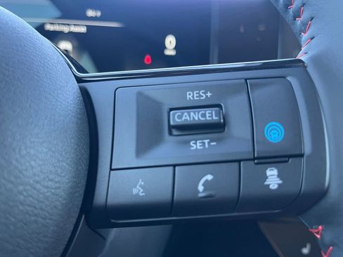 New 2026 Nissan Kicks SR w/ Cold Weather Package image 12