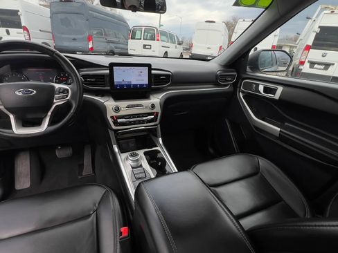 Used 2023 Ford Explorer XLT w/ Equipment Group 202A image 58