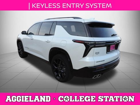 Used 2024 Chevrolet Traverse RS w/ LPO, Floor Liner Package FWD image 6
