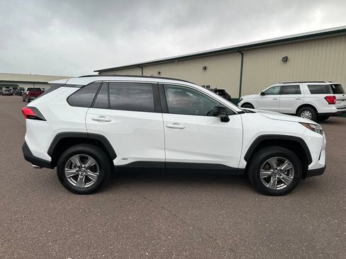 Used 2023 Toyota RAV4 LE AWD/4WD image 34