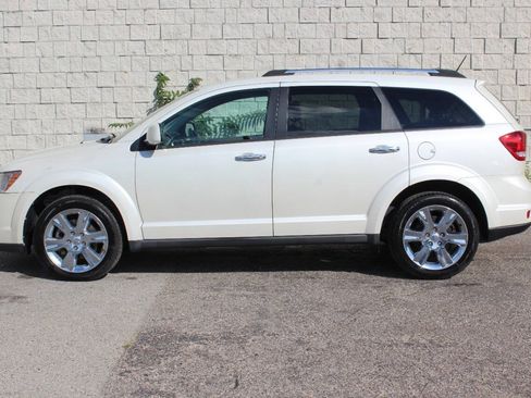 Used 2013 Dodge Journey Crew w/ Navigation & Sound Group I FWD image 2