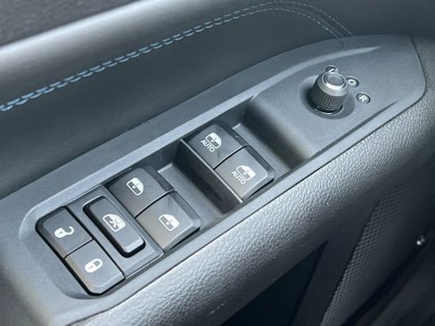 New 2026 Jeep Compass Latitude image 26