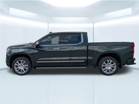 New 2026 Chevrolet Silverado 1500 High Country image 2