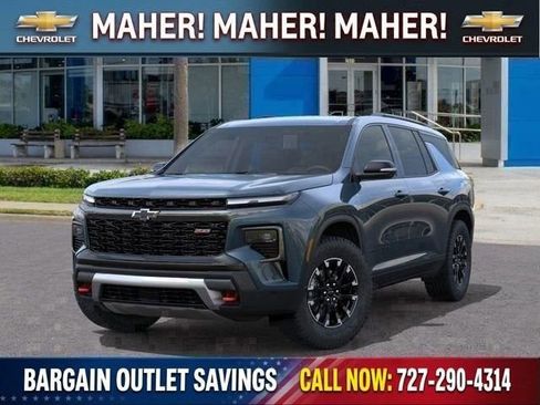 New 2026 Chevrolet Traverse Z71 w/ LPO, Floor Liner Package AWD/4WD image 6