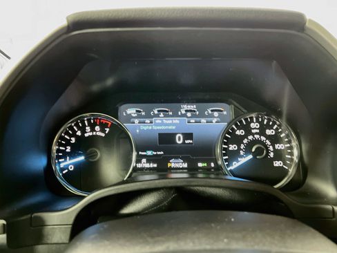 Used 2018 Ford F150 Lariat w/ Equipment Group 502A Luxury RWD image 21
