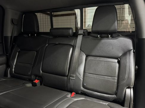 Used 2020 GMC Sierra 2500 Denali w/ Denali Ultimate Package AWD/4WD image 13