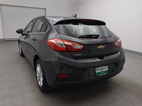 Used 2019 Chevrolet Cruze LT w/ Convenience Package FWD image 6