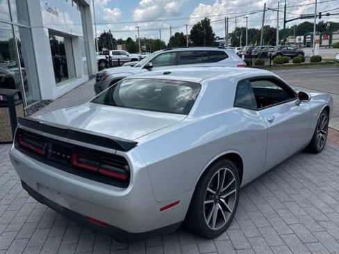 Used 2023 Dodge Challenger R/T RWD image 6