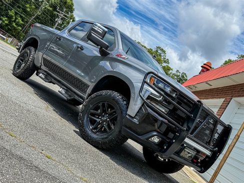 Used 2021 Chevrolet Silverado 1500 LT Trail Boss w/ Bed Protection Package AWD/4WD image 24