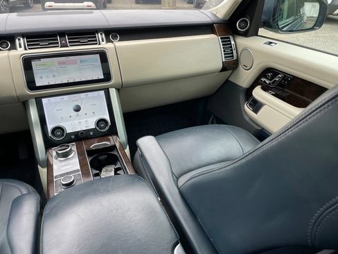 Used 2019 Land Rover Range Rover HSE AWD/4WD image 11