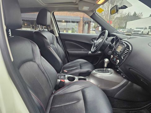 Used 2012 Nissan Juke SL image 10