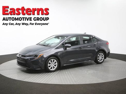 Used 2025 Toyota Corolla LE FWD image 55