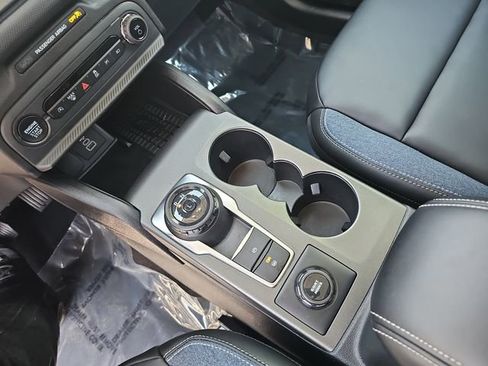 Certified 2025 Ford Bronco Sport Outer Banks w/ Outer Banks Tech Package+ AWD/4WD image 24