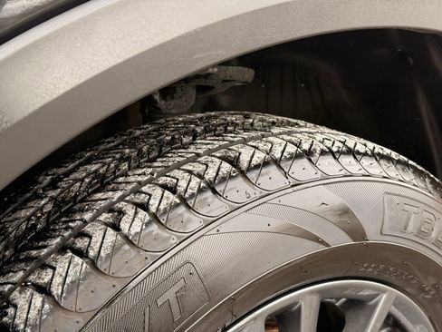 Used 2020 MAZDA CX-5 Touring image 11