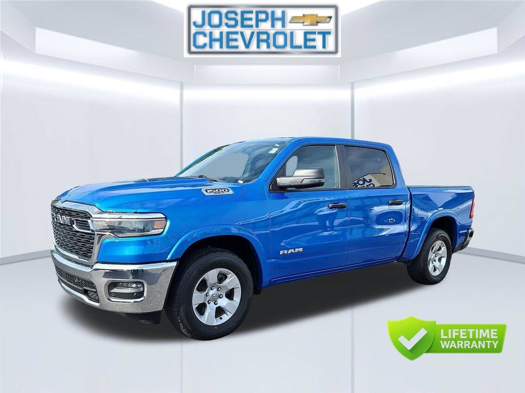 Used 2025 RAM 1500 Big Horn AWD/4WD image 2