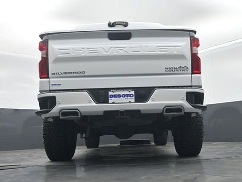 Used 2020 Chevrolet Silverado 1500 High Country w/ Technology Package AWD/4WD image 53