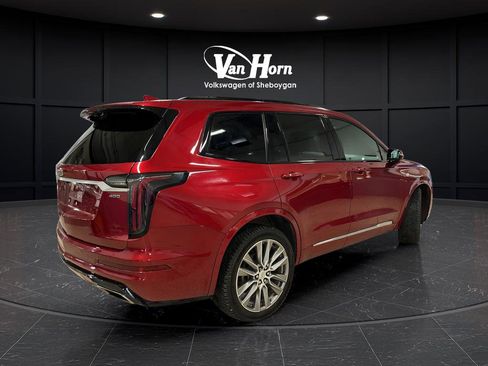 Used 2021 Cadillac XT6 Sport w/ Platinum Package AWD/4WD image 7
