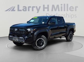 Certified 2025 Toyota Tacoma TRD Off-Road AWD/4WD video 1