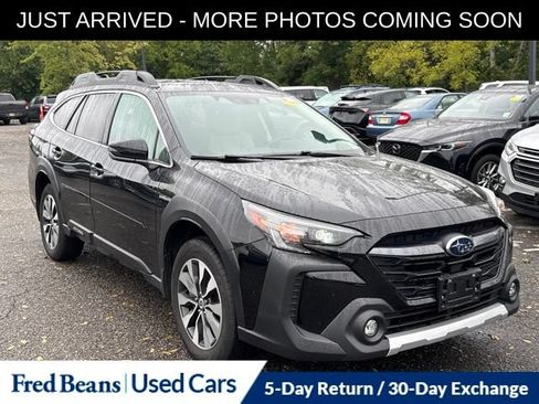 Used 2023 Subaru Outback Limited AWD/4WD image 1