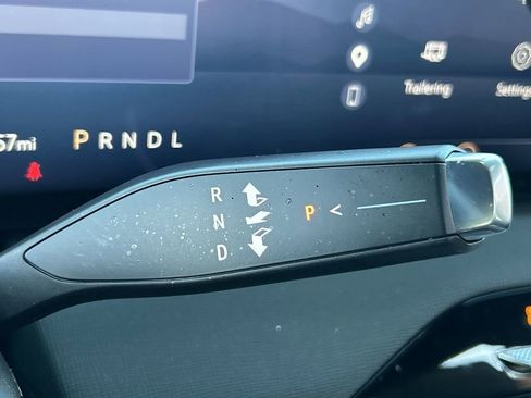 Used 2026 Buick Enclave Preferred w/ Power Package FWD image 16