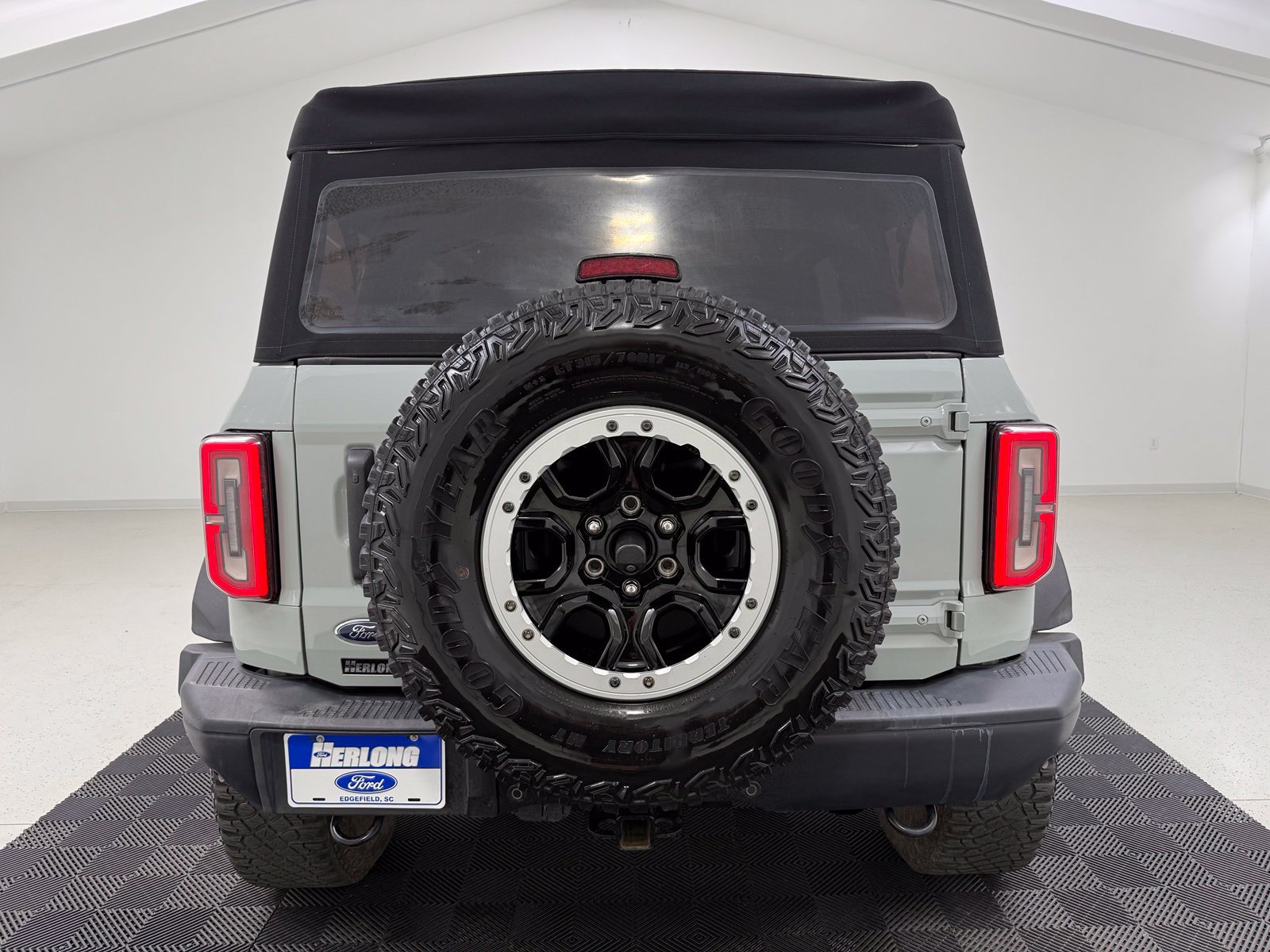 Used 2024 Ford Bronco Badlands w/ Sasquatch Package AWD/4WD image 6