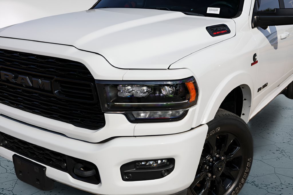 Used 2022 RAM 2500 Limited AWD/4WD image 3