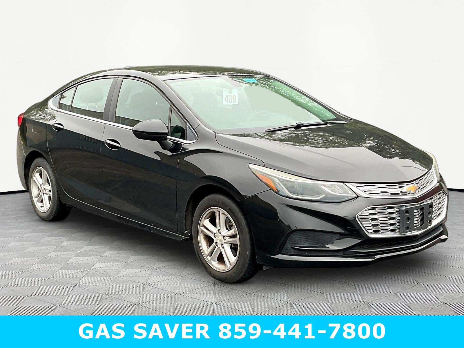 Used 2017 Chevrolet Cruze LT FWD image 3