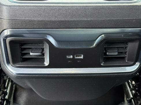 Used 2023 Chevrolet Silverado 1500 LTZ AWD/4WD image 16