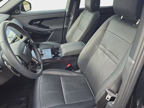 Certified 2025 Land Rover Range Rover Evoque Dynamic SE AWD/4WD image 18