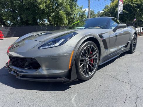 Used 2015 Chevrolet Corvette Z06 w/ 3LZ Preferred Equipment Group RWD image 1