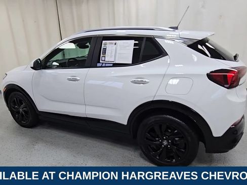 Used 2024 Buick Encore GX Sport Touring FWD image 7