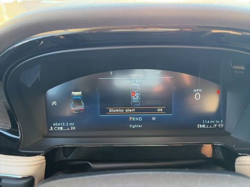Used 2023 Lincoln Corsair Reserve AWD/4WD image 18
