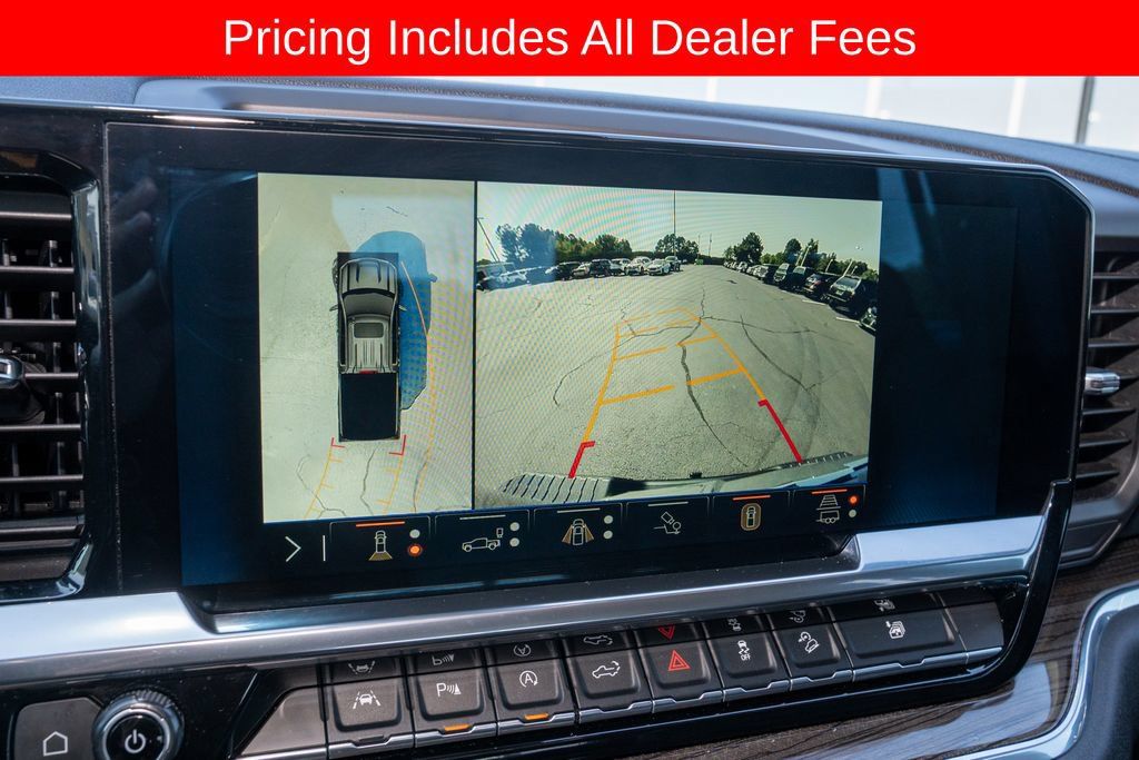 Used 2024 Chevrolet Silverado 1500 LT Trail Boss w/ LT Trail Boss Premium Package AWD/4WD image 16