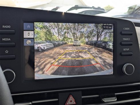 New 2025 Hyundai Elantra Blue image 19