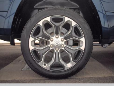 Used 2023 RAM 1500 Limited AWD/4WD image 13