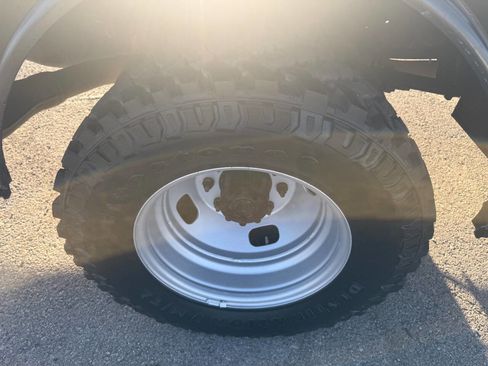 Used 2017 Ford F350 XLT image 11