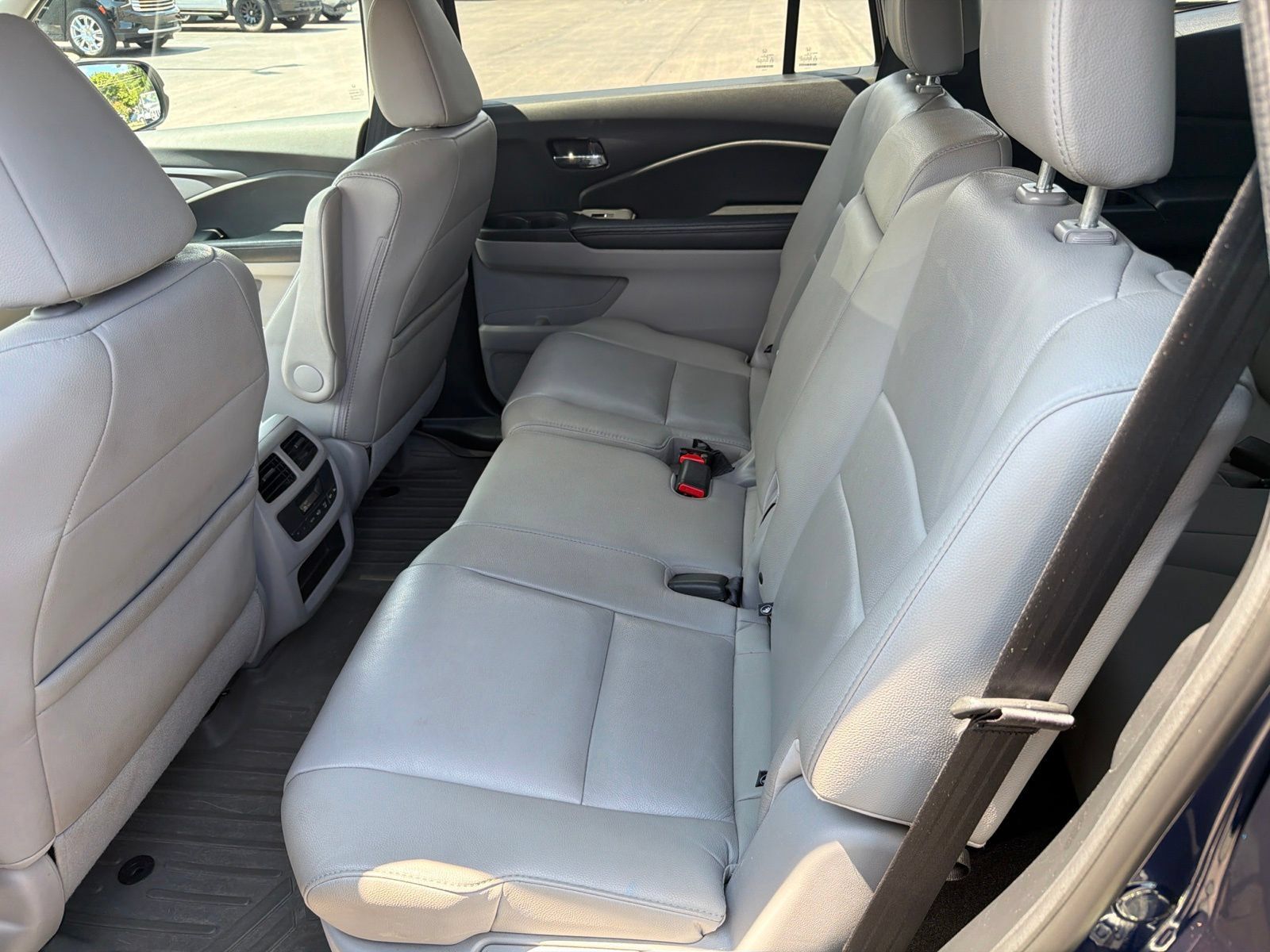 Used 2017 Honda Pilot EX-L image 28