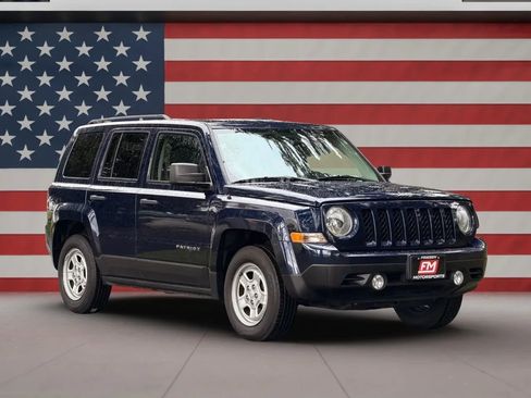 Used 2016 Jeep Patriot Sport image 1