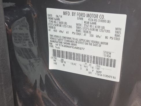 Used 2015 Ford F250 XLT w/ Snow Plow Prep Package AWD/4WD image 35