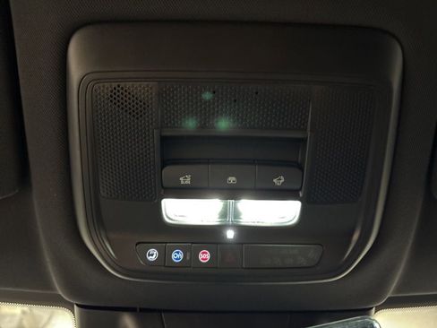 New 2026 Chevrolet Equinox EV LT image 19