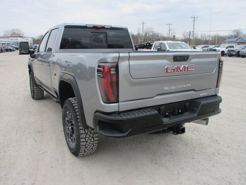 New 2026 GMC Sierra 2500 AT4X image 9
