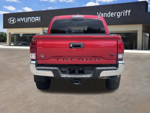 Used 2020 Toyota Tacoma SR5 image 11