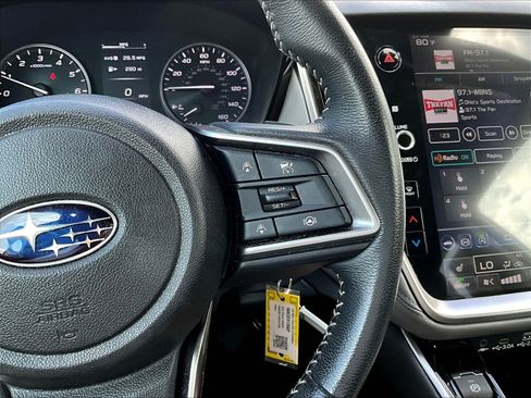 Used 2024 Subaru Outback Premium AWD/4WD image 12