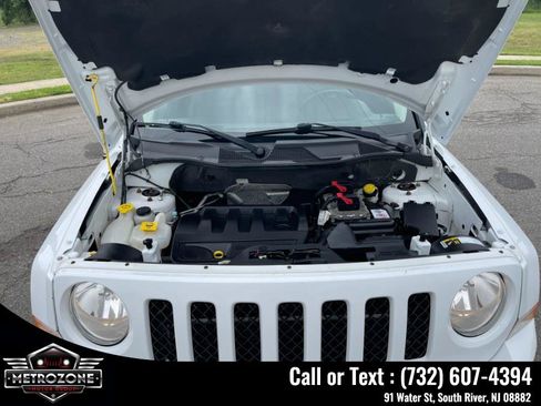 Used 2015 Jeep Patriot High Altitude AWD/4WD image 14