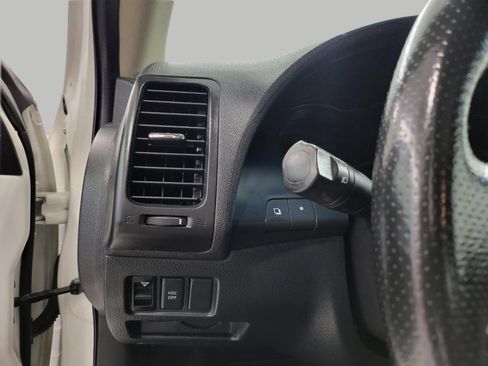 Used 2008 Nissan Altima 3.5 SE w/ Premium Pkg image 11