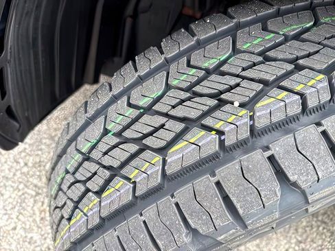 Used 2024 Subaru Crosstrek 2.5i Wilderness AWD/4WD image 16