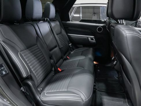 Used 2023 Land Rover Discovery HSE R-Dynamic AWD/4WD image 37